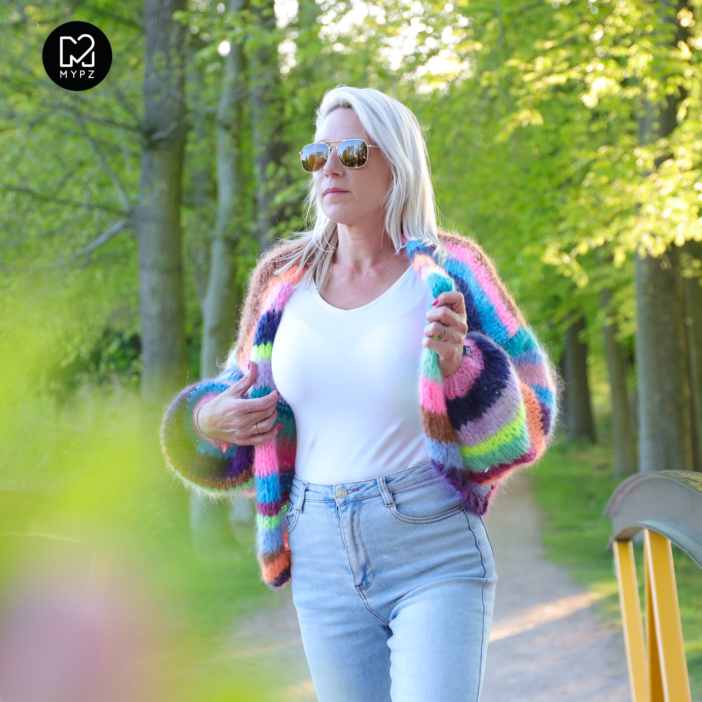 Knitting Kit – Chunky Mohair Cardigan Rainbow Medley No.12 (ENG-NL-DE)