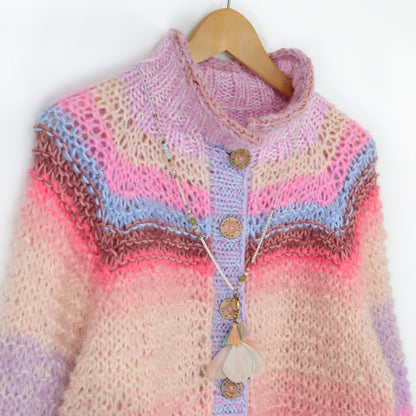 Knit Pattern – MYPZ top-down bomber cardigan Blush en Rouge No10 (ENG-NL-DE)